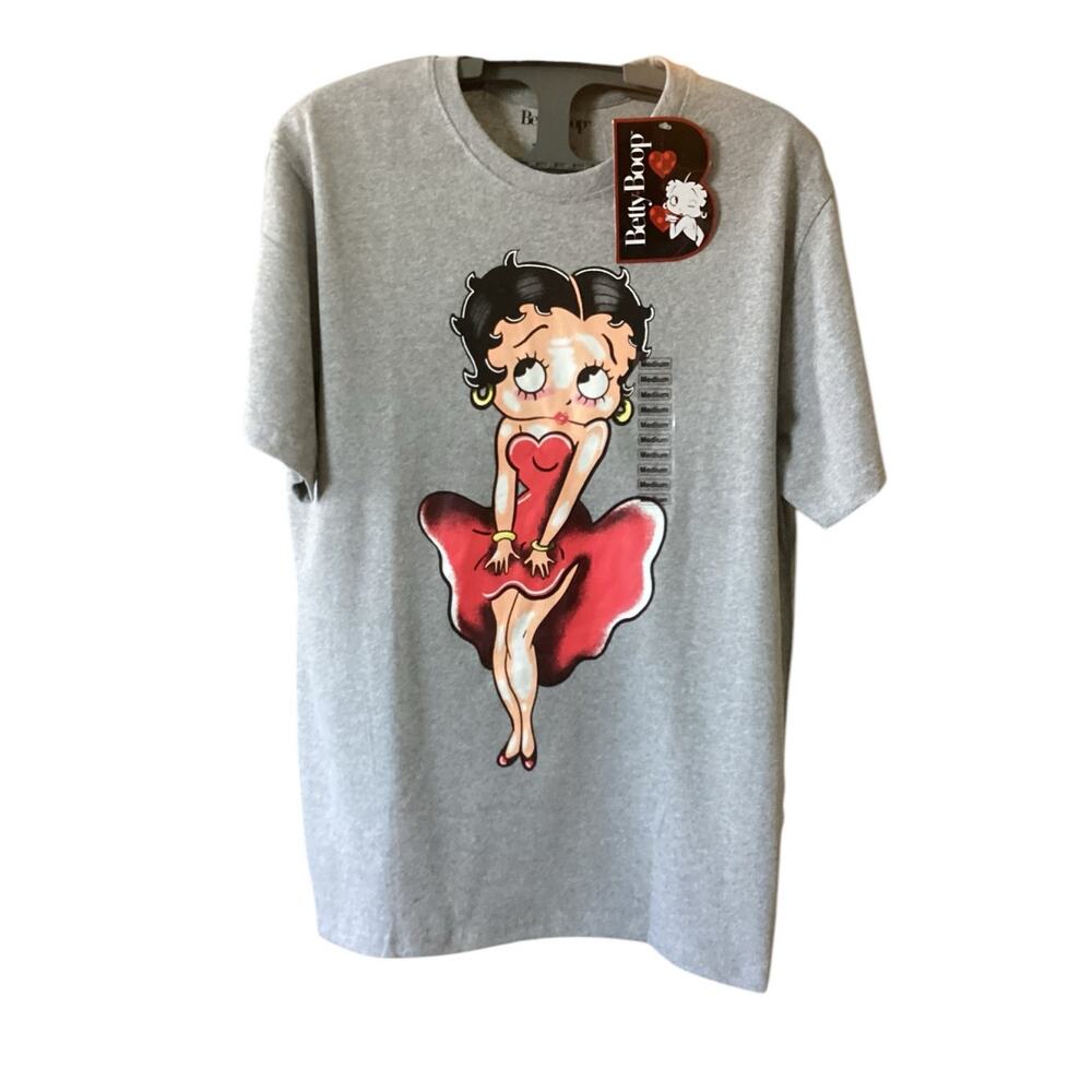 Betty Boop Graphic Tee NWT Size M